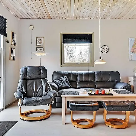 Ferienhaus Holiday V *